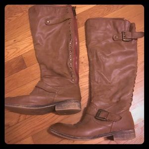 Knee high brown biker boot - red zipper